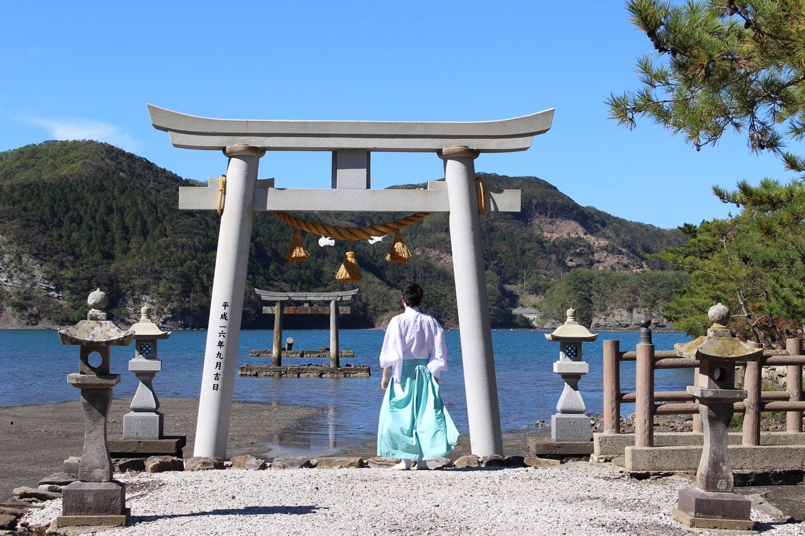 『Ghost of Tsushima』にも登場した「平成の大鳥居」再建クラウドファンディングが終了、目標額5倍以上の2710万円を集める。「誉れの石碑」に名を刻めるリターンが話題に_001