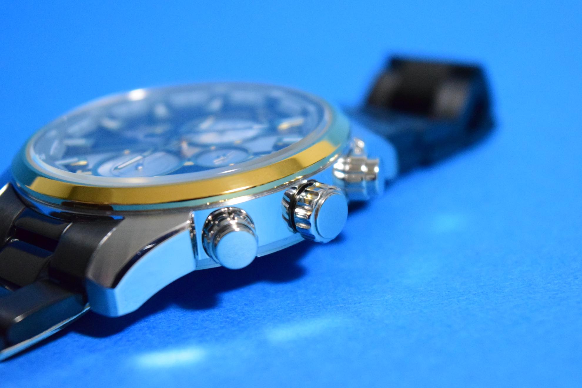 エンタープライズのモチーフが凝縮された『アズールレーン』コラボの腕時計が存在感抜群でカッコいい！_007