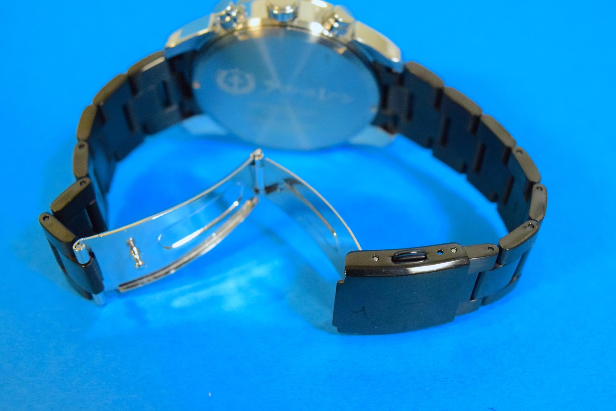 エンタープライズのモチーフが凝縮された『アズールレーン』コラボの腕時計が存在感抜群でカッコいい！