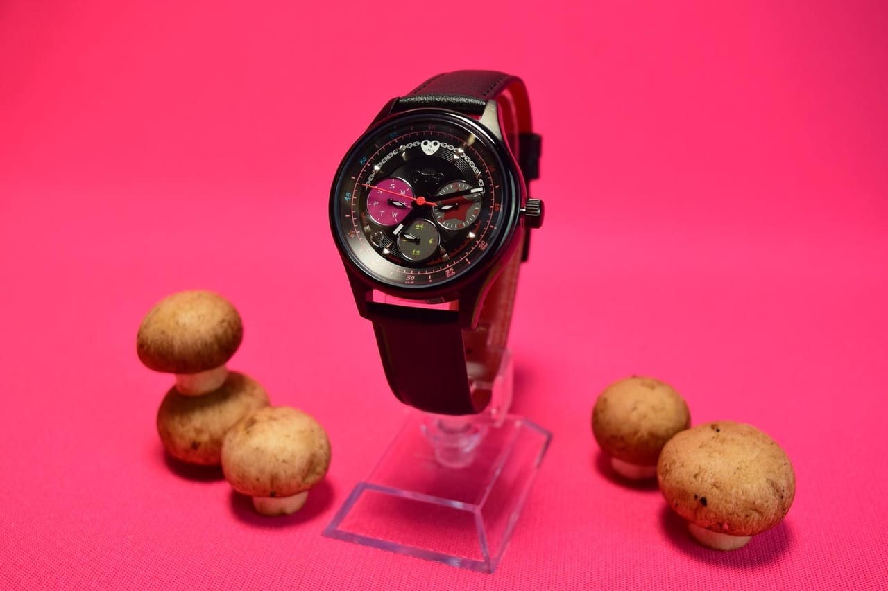 『アイドルマスター シンデレラガールズ』から、キノコとメタルがデザインされたカッコ良い「星輝子」モデル腕時計をあなたの親友に_003