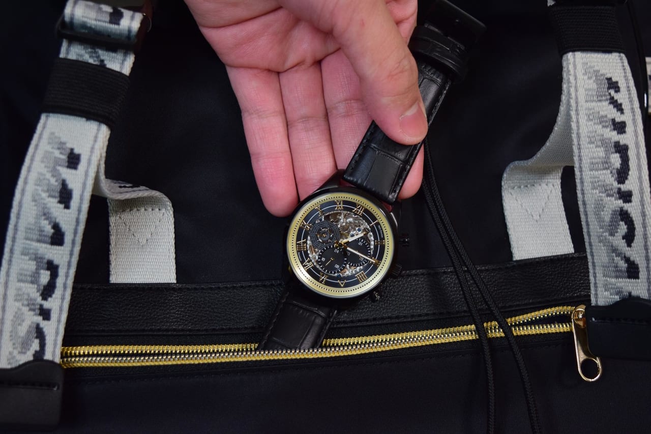 日本最大の 腕時計 東方project 霧雨魔理沙モデル 腕時計(アナログ 