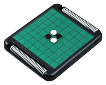 王道ボードゲームが立体的に進化した「3D立体オセロ」が12月下旬に発売決定。側面や斜めなど新たな方向を活用した攻防が展開可能に_003