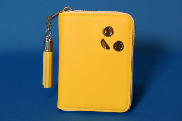『フォトナ』からピーリーモデルのボディバッグ・二つ折り財布をご紹介_024