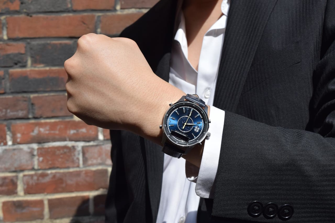 カウボーイビバップ』から「スパイク」モデルの腕時計と財布をご紹介