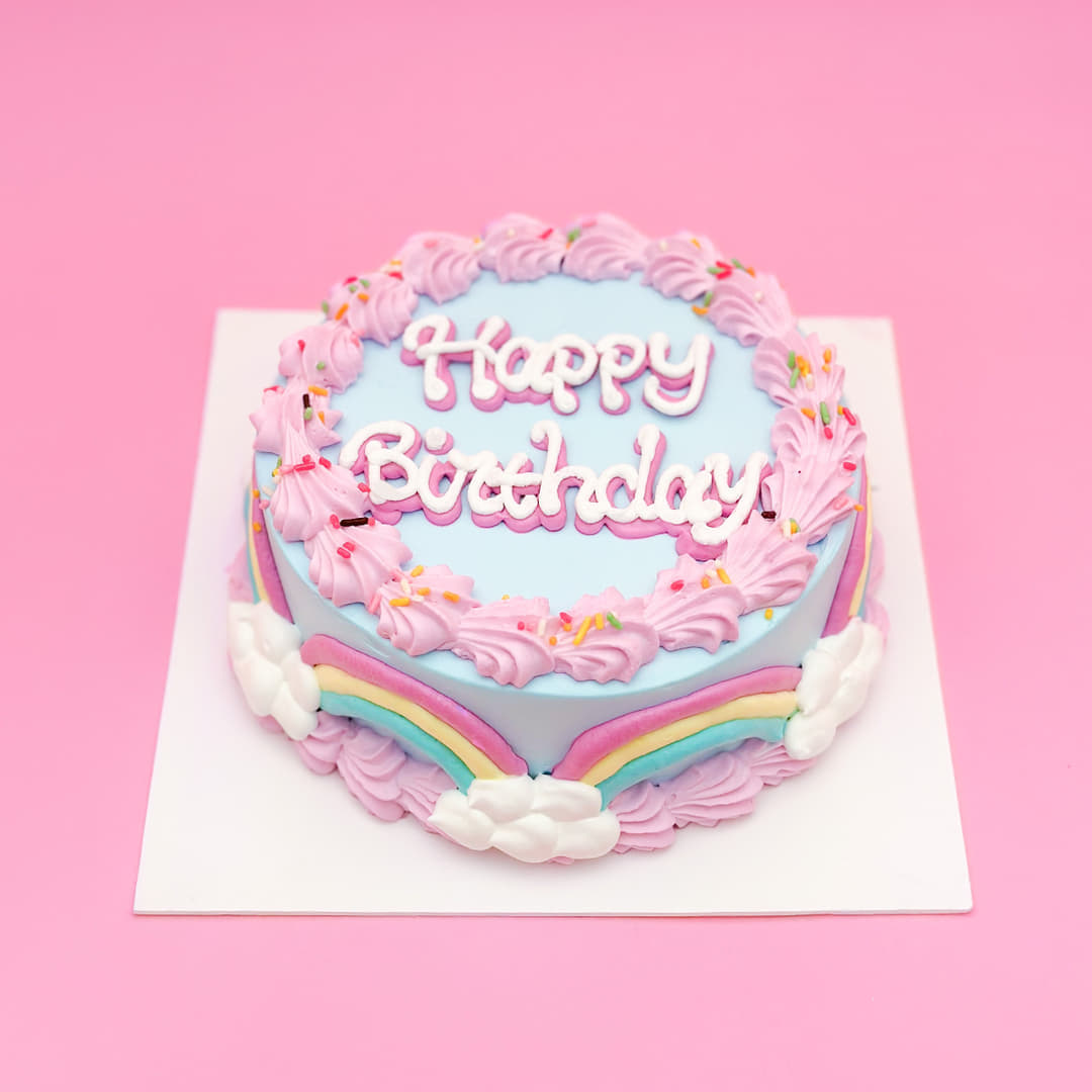 Cake with fancy rainbow