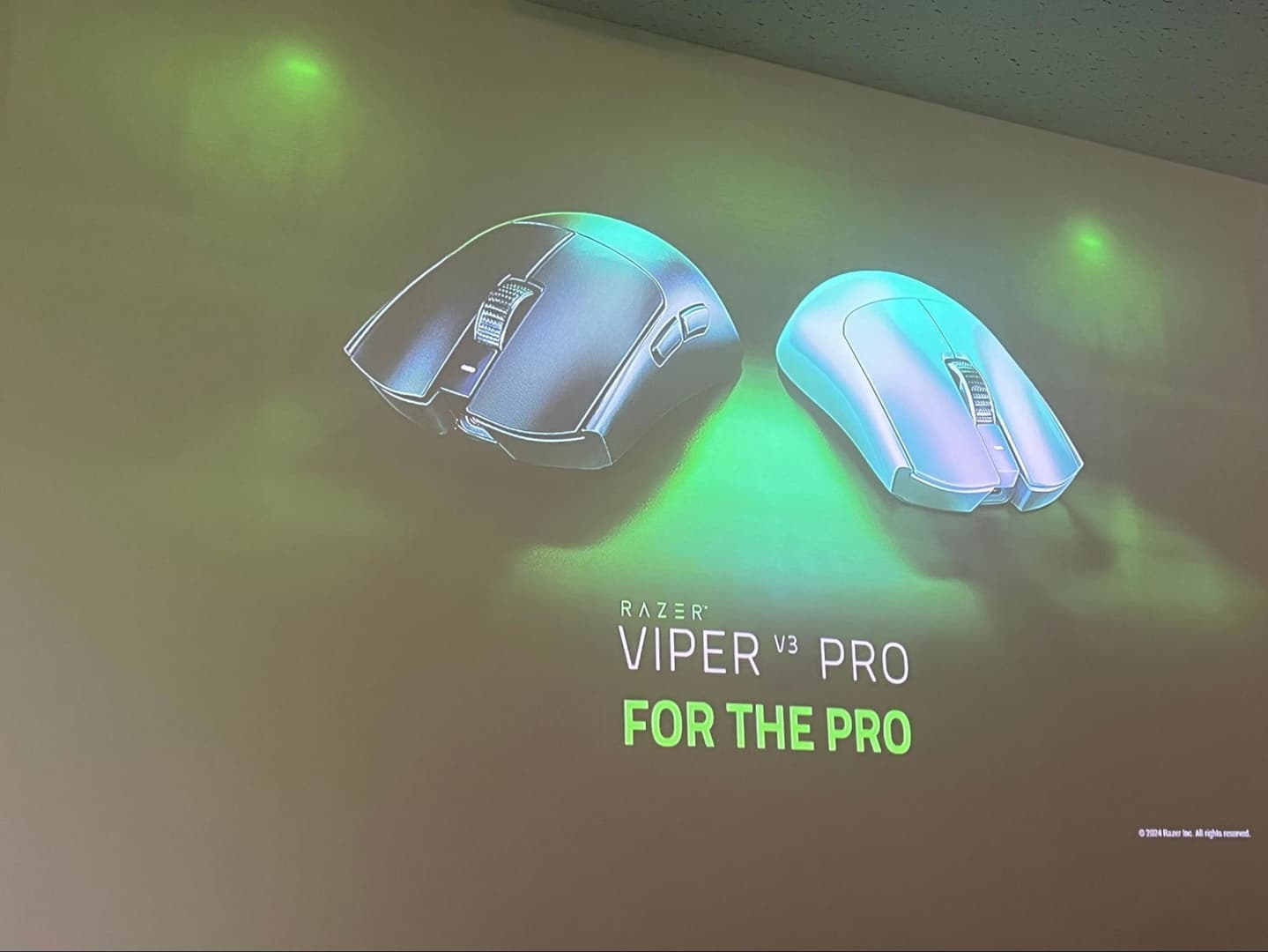 Razerメディア向け発表会レポート。最新ワイヤレスマウス「Viper V3 Pro」は、とんでもなく軽い“約54グラム”_005