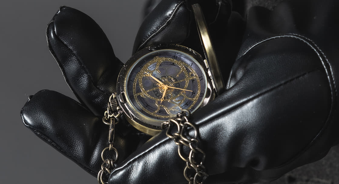 『Bloodborne』の狩人をモチーフにした手袋、ブーツや星見盤モデルで作られた懐中時計の予約受付が開始_003
